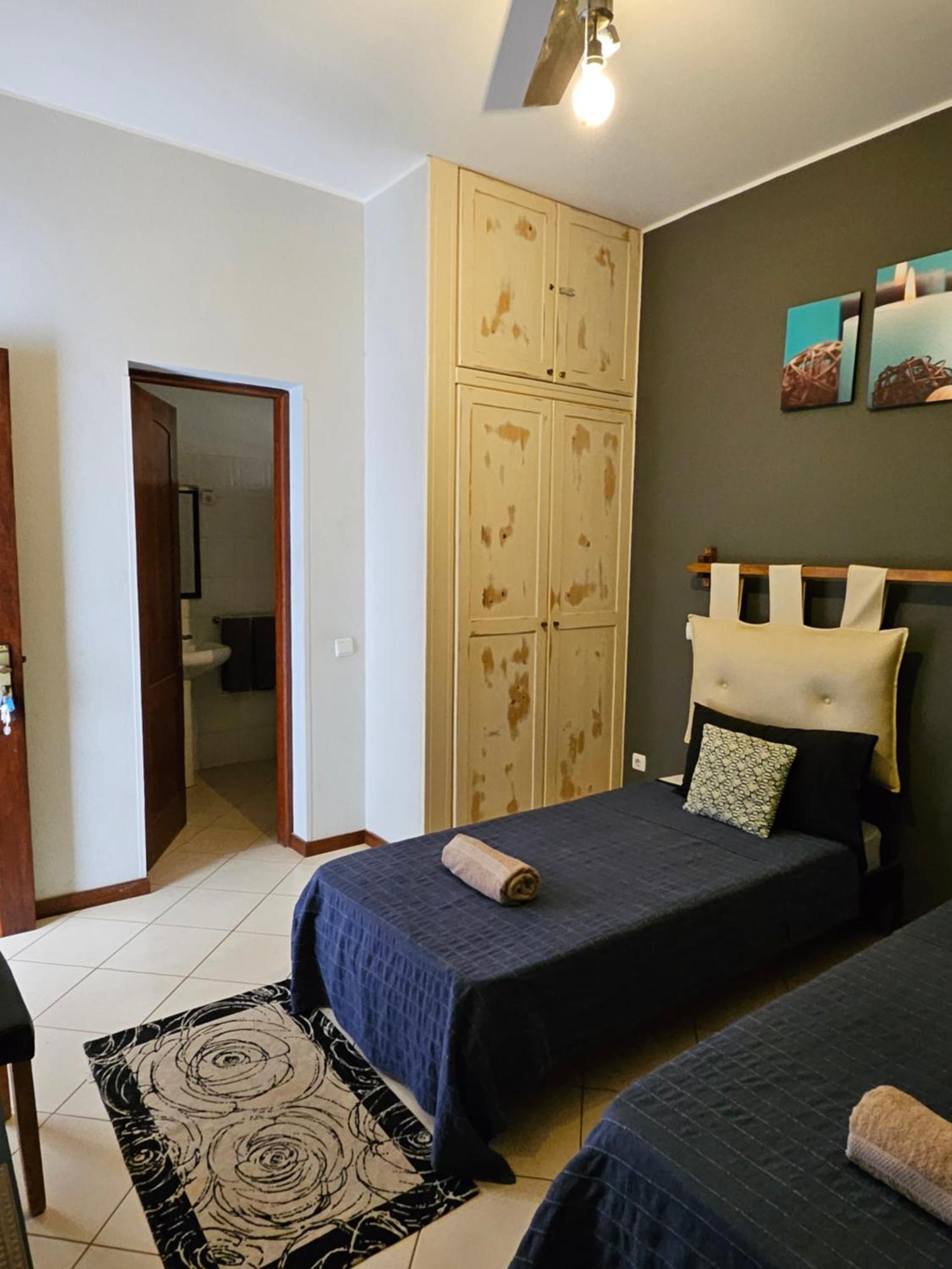 Blue Eagle Guesthouse - Casa De Hospedes Санта-Мария Экстерьер фото