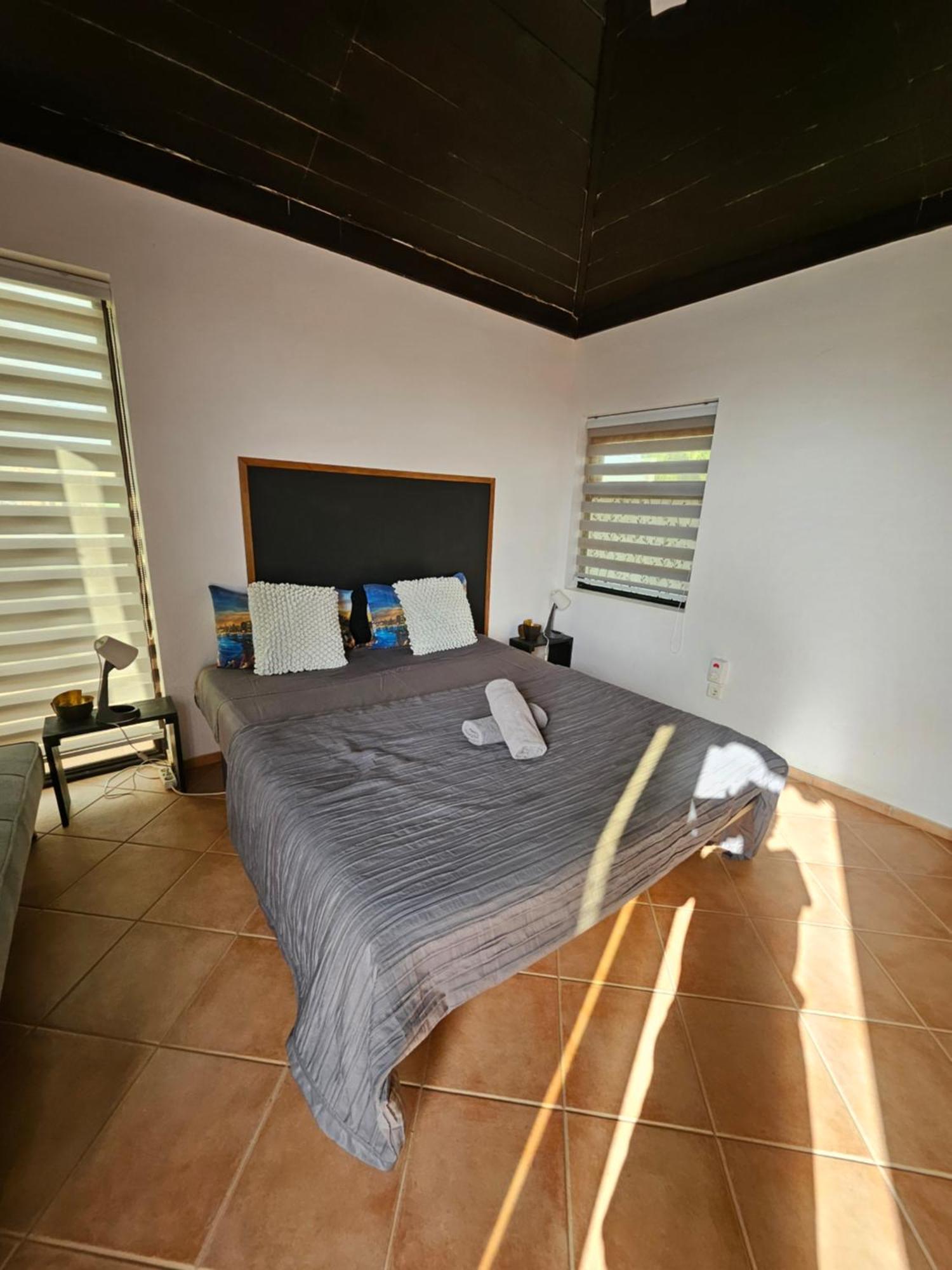 Blue Eagle Guesthouse - Casa De Hospedes Санта-Мария Экстерьер фото